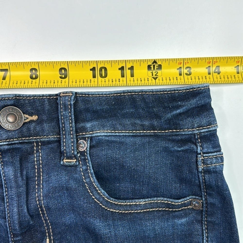 American Eagle Next Level Stretch Hi Rise Shortie Jean Shorts Size 4 - Picture 3 of 8